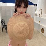 森のんの、気になる麦わら帽子の向こう側にドキドキ