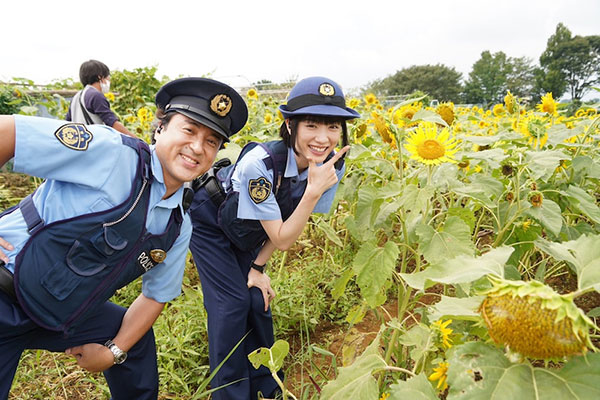 戸田恵梨香･西野七瀬、オフショット多数公開にファン歓喜