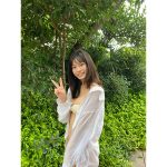 朝日ななみ、シースルーシャツで透ける艶やか美肌