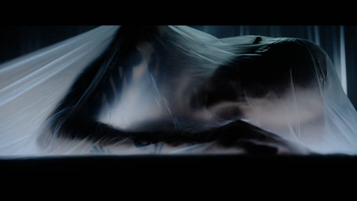 MIYAVI、スキンヘッドのビジュアルで話題の「New Gravity」MVが公開
