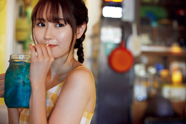 NGT48 西潟茉莉奈、待望の水着カット公開「いろんな私を楽しんでもらえたらいいな」