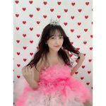 HKT48 矢吹奈子、プリンセスのような微笑みで魅せる「LARME」表紙オフショット公開