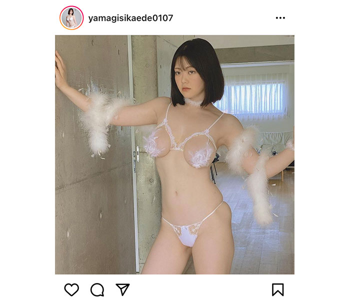 山岸楓、限界突破の水着オフショットで美ボディ全開!!