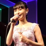 望月琉叶、配信ライブを前にリハーサル風景を公開