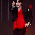【写真特集】6人組男性グループ・WEi (위아이)、『KCON:TACT HI 5』でクールなライブパフォーマンス！！