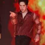 【写真特集】6人組男性グループ・WEi (위아이)、『KCON:TACT HI 5』でクールなライブパフォーマンス！！