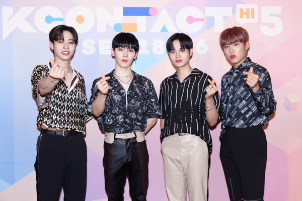 【写真特集】韓国男性アイドルグループ・AB6IXが『KCON:TACT HI 5』に登場！