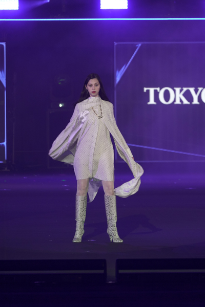 女優・中条あやみがクールなイメージでTGC 2021 A/Wトップバッターで登場！＜第33回 マイナビ 東京ガールズコレクション 2021 AUTUMN/WINTER＞