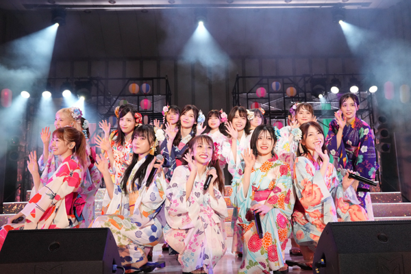 AKB48、13年ぶりの日比谷野音で2代目総監督・横山由依が電撃卒業発表！！新曲「根も葉もRumor」のコンサート初披露も!
