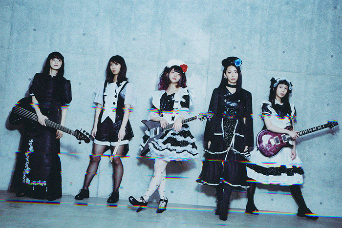 BAND-MAID、「DICE」「Different」のお給仕映像を公開