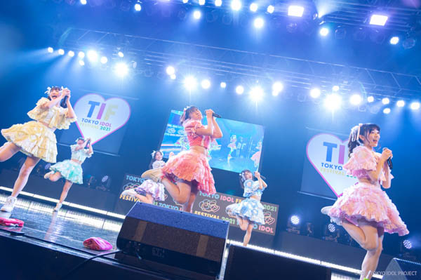 超ときめき宣伝部、「TIF2021」で叫ぶ『すきっ！』の応酬で熱狂パフォーマンス