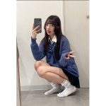 藤川らるむ、姫カットで魅せる制服自撮りショット公開