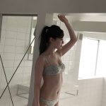 スパガ 萩田帆風、横顔美麗な水着ショット公開「横顔もカワイイ」「見惚れてしまうほど綺麗」