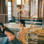 伊織もえ、2nd写真集の重版決定! 温泉オフショットも公開