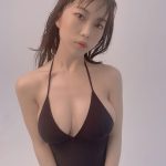伊織いおが魅せる大人美バストにファン悩殺