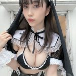 伊織いお、懺悔したくなる『えちえち』シスターコスプレ