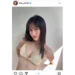 NMB48 川上千尋、光に浮かぶ腹筋割れの健康美ボディに釘付け