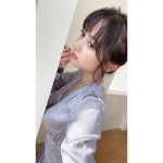 桃月なしこ、流し目にドキドキな横顔ショットにうっとり