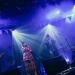 【ライブレポート】さくらしめじ、まるりとりゅうがを迎えたツーマンライブ開催 4人でアカペラの披露も