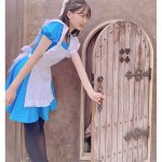 SNSフォロワー急増中の美少女・田仲埜愛が「アリス」コスプレを披露!「激カワすぎ」とファン歓喜