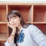 吉田莉桜の制服オフショットに「制服リボン姿かわいい!」「毎日ドキドキ」と反響ぞくぞく