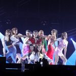 【ライブレポート】NiziU、美しいフォーメーションで華やかなパフォーマンス！＜バズリズムLIVE 2021＞