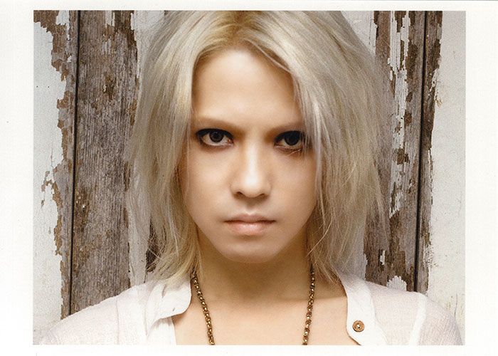 HYDE、「ROENTGEN」関連作品のリマスターコンプリートボックスのリリースが決定