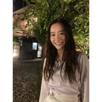 ドラマ『言霊荘』堀田真由、料亭前の撮影オフショット公開