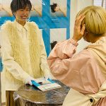 佐久間由衣、写真集のサインお渡し会を開催