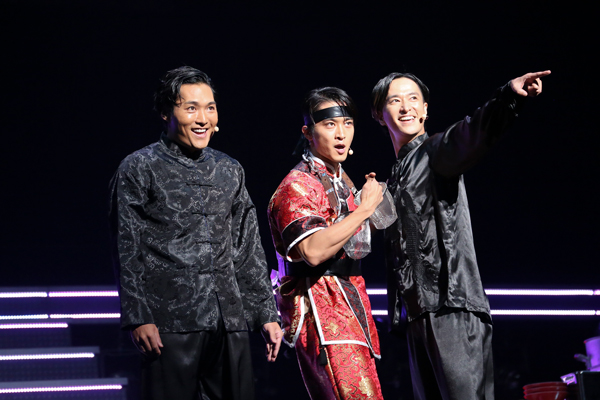 【オフィシャルレポート】劇団EXILE「JAM -ザ・リサイタル-」の東京公演に純烈がゲスト出演！