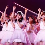 HKT48、10周年特別公演で2022年ツアーをサプライズ発表
