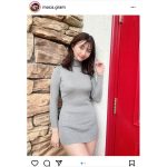 橋本萌花、ニットワンピで露わなセクシーボディラインにうっとり
