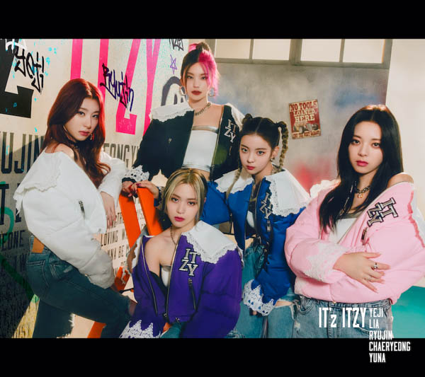 ITZY、日本ベスト盤『IT’z ITZY』が12月リリース