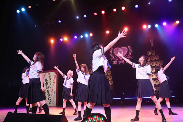 エビ中、秋田への愛あふれるイベント大成功!２年ぶり６回目の「秋田分校」を開催