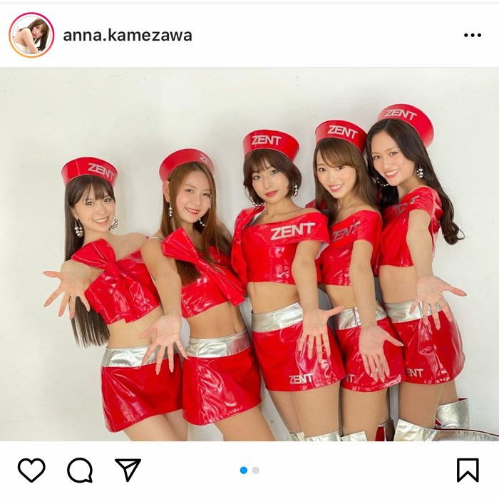 亀澤杏奈、レースクイーン・ZENTsweetiesの集合ショットを公開！「みんなカワイイ」