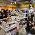 SKE48×サンリオ「KUROMI」がコラボしたポップアップストアがオープン! 衣装展示にメンバーのサインも
