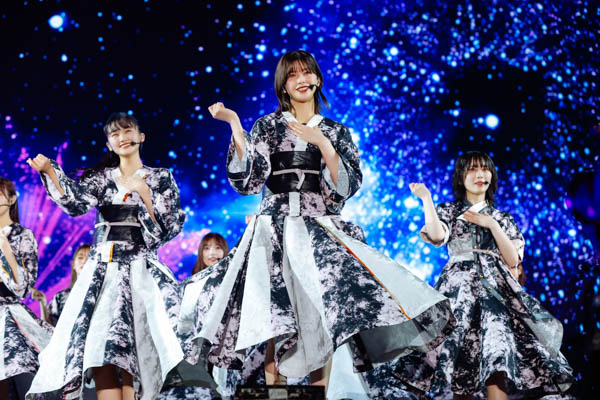 【ライブレポート】櫻坂46、改名後初の全国アリーナツアー完遂! 日本武道館で「1st YEAR ANNIVERSARY LIVE」も発表