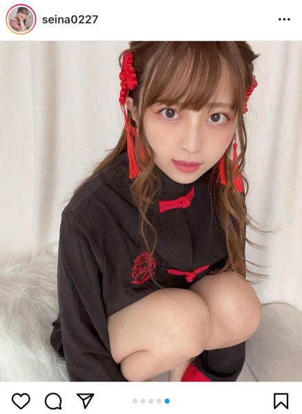 竹内星菜、チャイナ服で胸元チラ見せのフェチショット公開