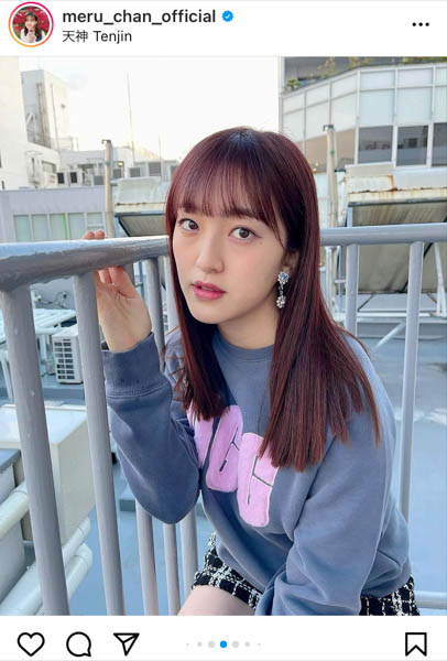 HKT48 田島芽瑠、髪色をピンクに染めたニューヘアカラーを披露! 秋冬映えコーデで「お揃いしましょ」