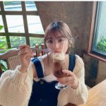 乃木坂46 与田祐希、階段でも寝ちゃう「FLASH」オフショットが話題