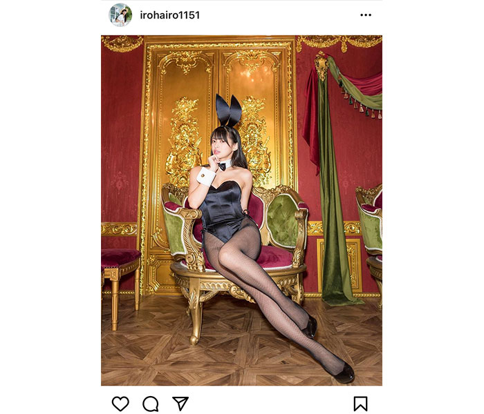 藤田いろは、黒網タイツで魅了するセクシーバニーガールに変身!