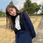 小山璃奈、私服ワンピースのスリットから美脚チラ見せ「全てお気に入りです」