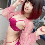 桃月なしこ「ハッとする美しさ」、クールビューティーな眼差しにドキドキの表紙オフショット公開
