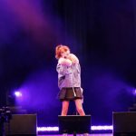 鈴木亜美、ファー付きのミニスカ衣装で『BE TOGETHER』を熱唱! ＜ICheckPresents SUMMER MADA FES 2021＞