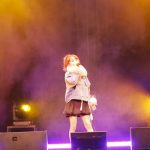 鈴木亜美、ファー付きのミニスカ衣装で『BE TOGETHER』を熱唱! ＜ICheckPresents SUMMER MADA FES 2021＞