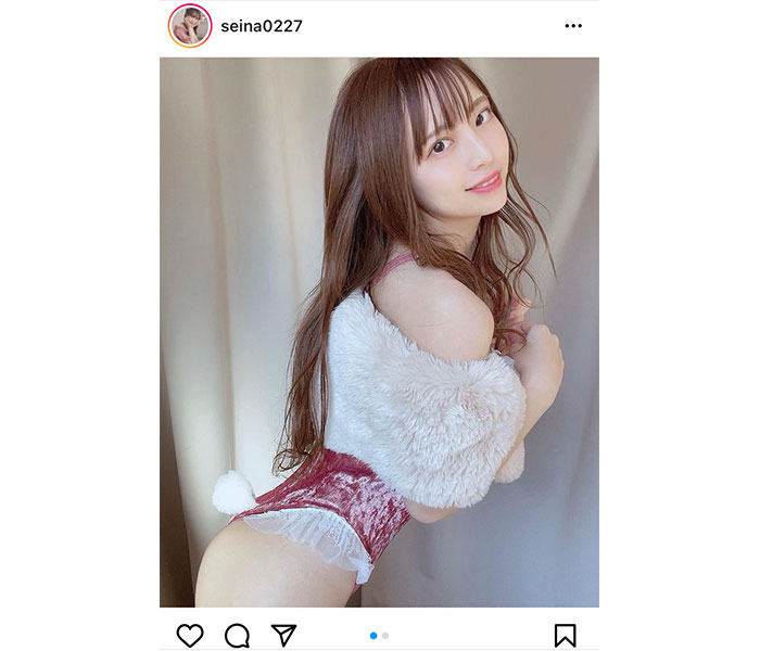 竹内星菜、尻尾が可愛い! 色白美ボディにうっとり釘付け!