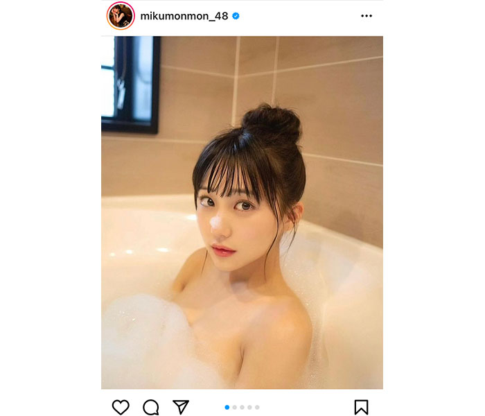 HKT48 田中美久、お団子ヘアで浸かる泡風呂オフショット披露「肌が綺麗で美しすぎる!」