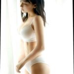 HKT48 田中美久、お団子ヘアで浸かる泡風呂オフショット披露「肌が綺麗で美しすぎる!」