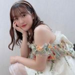 HKT48 田島芽瑠、朝長美桜の卒業ドレスを着た写真に歓喜の声「めるみおは永遠」