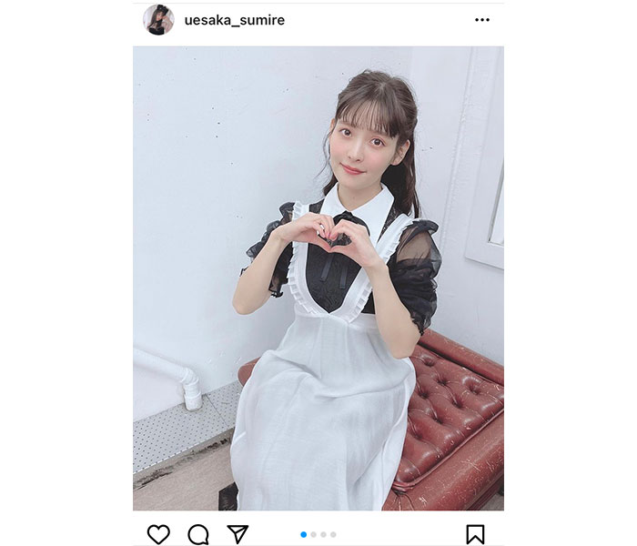 上坂すみれ、肩透けメイド服をキュートに着こなし!「これはまた毛深い」